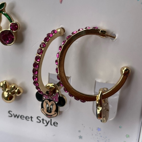 Disney earrings,Disney Minnie Mouse Earrings Set,Minnie Mouse Cherry earrings. - Picture 4 of 10